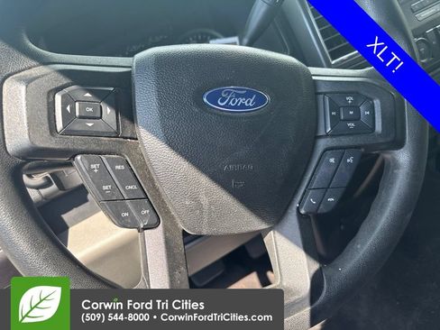 Used 2017 Ford F150 XLT AWD/4WD image 10