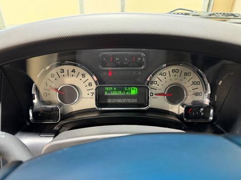 Used 2013 Ford Expedition EL Limited image 32