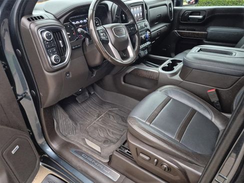 Certified 2020 GMC Sierra 2500 Denali w/ Denali Ultimate Package AWD/4WD image 12