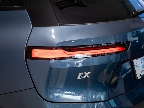New 2026 BMW iX xDrive45 w/ Premium Package image 9