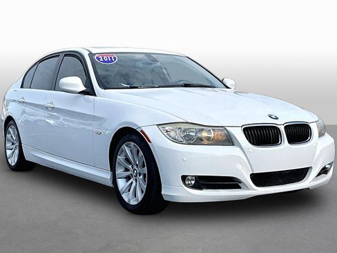 Used 2011 BMW 328i Sedan RWD image 9