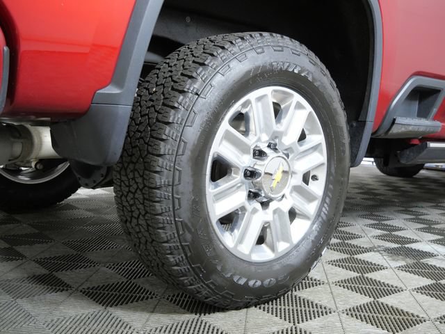 Used 2025 Chevrolet Silverado 3500 High Country w/ Technology Package AWD/4WD image 7