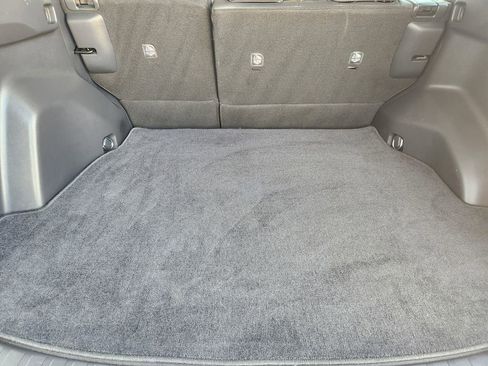 Used 2021 Toyota RAV4 XLE Premium FWD image 33