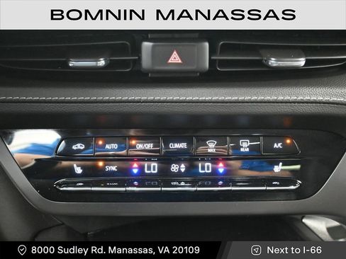 Used 2022 Buick Envision Preferred FWD image 18