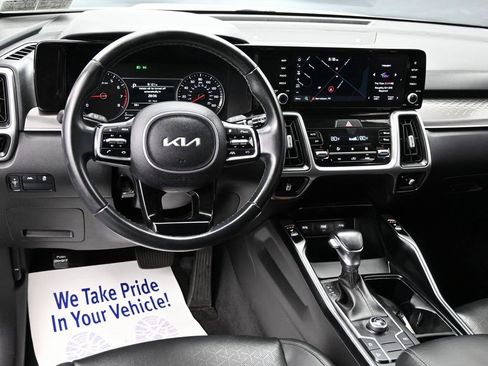 Used 2022 Kia Sorento S image 32