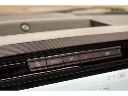 Used 2022 Ford F150 Platinum w/ Equipment Group 701A High image 31