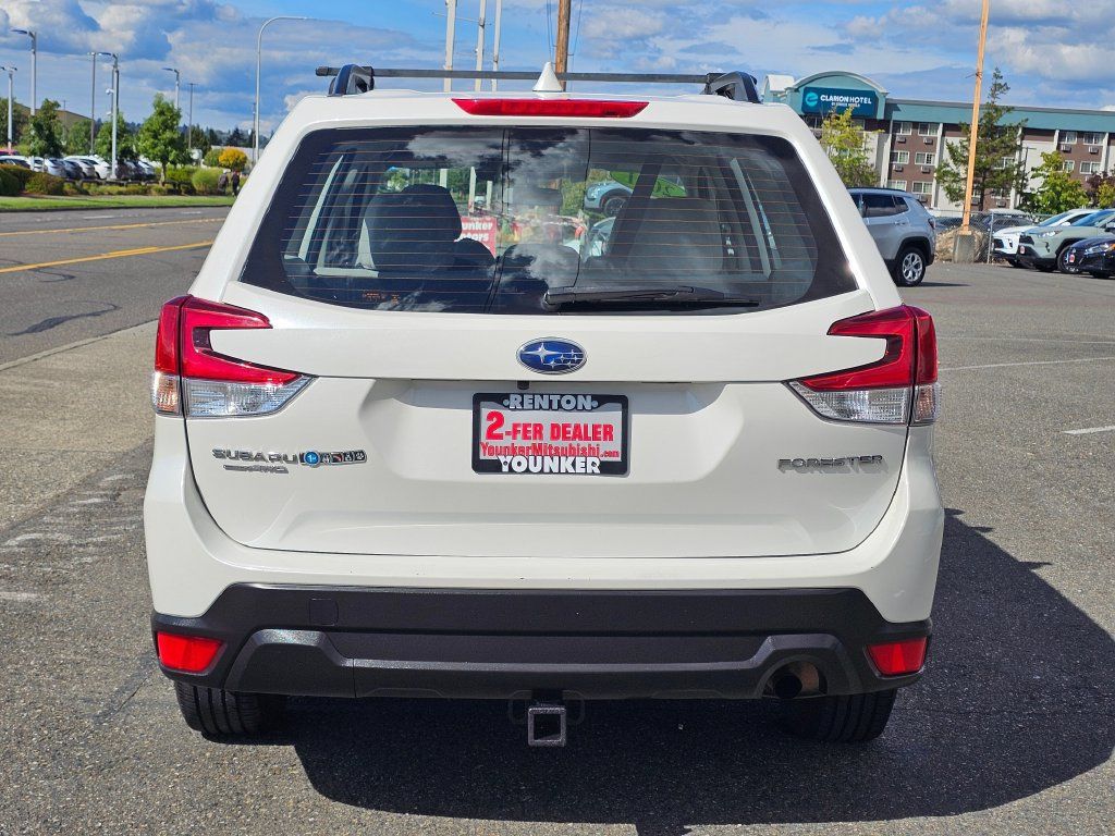 Used 2021 Subaru Forester AWD/4WD image 6