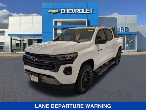 New 2025 Chevrolet Colorado Z71 w/ Midnight Edition image 8