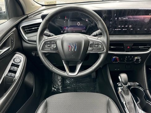 Used 2024 Buick Encore GX Preferred image 17