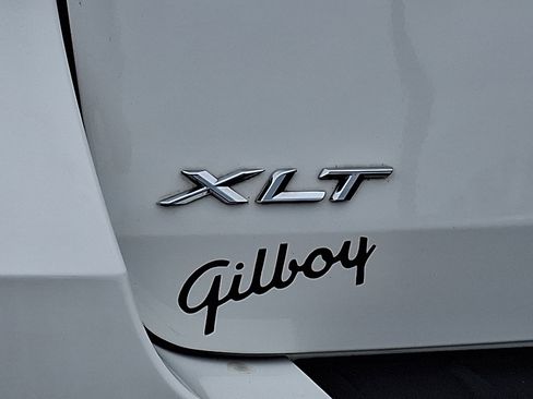 Certified 2020 Ford Explorer XLT w/ Equipment Group 202A image 30