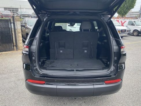 Used 2025 Jeep Grand Cherokee L Altitude image 7