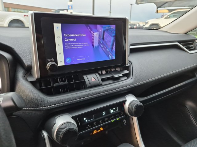 Used 2025 Toyota RAV4 LE FWD image 15