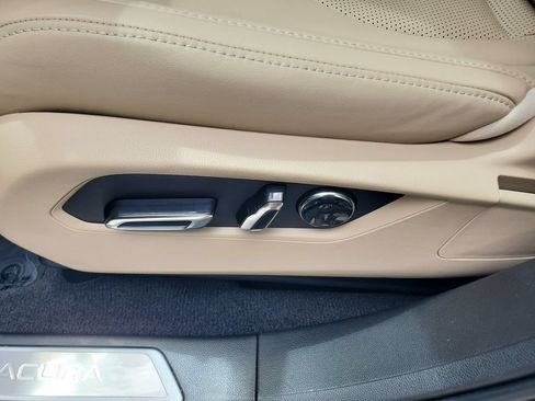Used 2023 Acura RDX w/ Technology Package FWD image 18