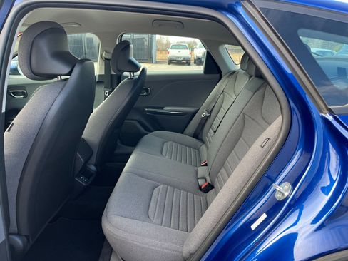 Used 2025 Kia K4 EX image 22