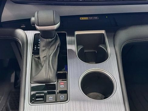 Certified 2026 Toyota Sienna XLE AWD/4WD image 14