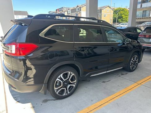 Used 2023 Subaru Ascent Limited w/ Technology Package AWD/4WD image 6