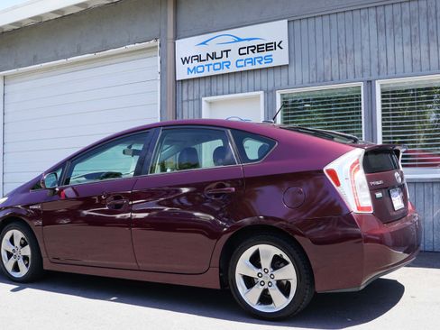 Used 2013 Toyota Prius Persona Series FWD image 18