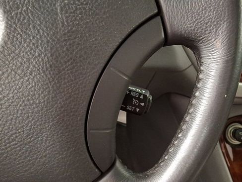 Used 2005 Toyota Highlander V6 image 21