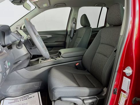 Used 2025 Honda Ridgeline Sport image 27