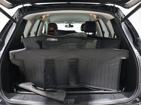 Used 2019 Nissan Pathfinder SL image 19