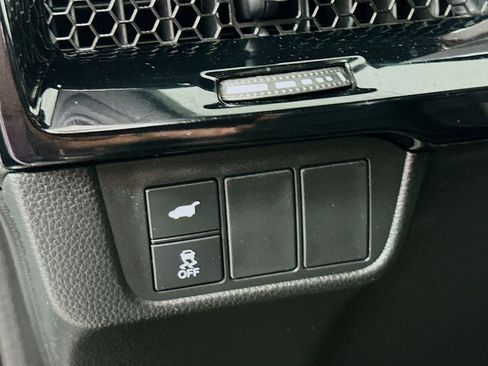 Used 2025 Honda CR-V Sport Touring image 10