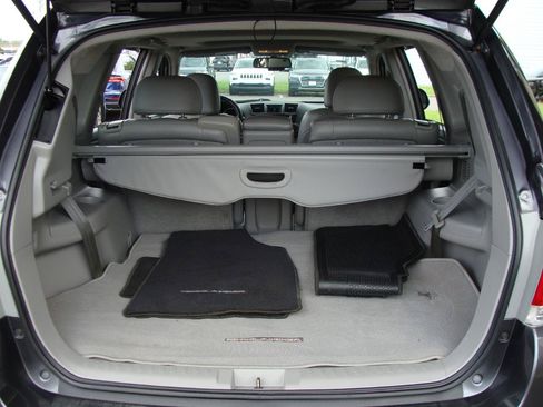 Used 2013 Toyota Highlander SE AWD/4WD image 24