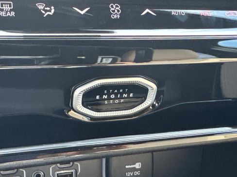 New 2026 Jeep Grand Cherokee L Limited AWD/4WD image 33