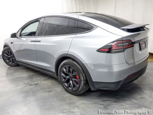 Used 2025 Tesla Model X Plaid AWD/4WD image 9