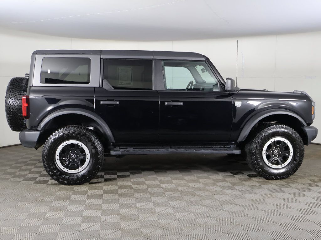Used 2024 Ford Bronco Big Bend w/ Sasquatch Package AWD/4WD image 18