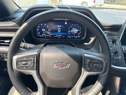 Used 2023 Chevrolet Suburban Z71 AWD/4WD image 14