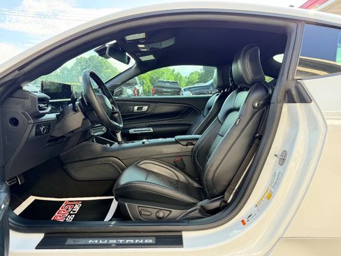 Used 2024 Ford Mustang GT Premium RWD image 18