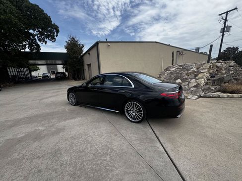 Used 2023 Mercedes-Benz S 500 4MATIC image 3