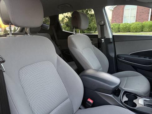 Used 2016 Hyundai Santa Fe Sport FWD image 28