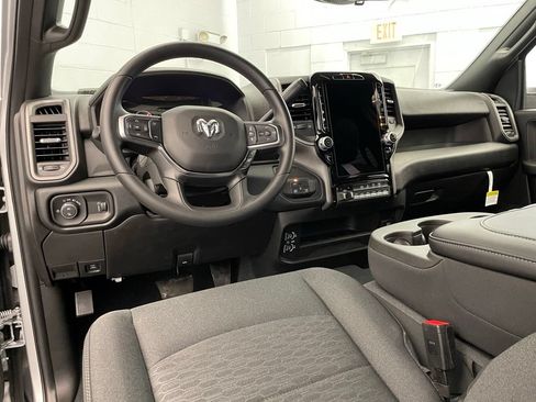 New 2026 RAM 2500 Tradesman AWD/4WD image 10