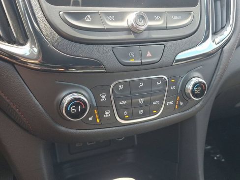 Certified 2024 Chevrolet Equinox RS FWD image 16