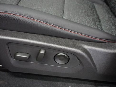 New 2025 Chevrolet Colorado Z71 image 13