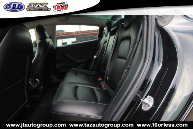 Used 2018 Tesla Model 3 Long Range RWD image 13