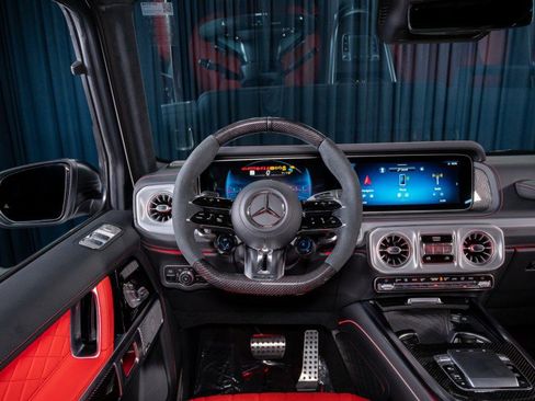 Used 2025 Mercedes-Benz G 63 AMG 4MATIC image 18