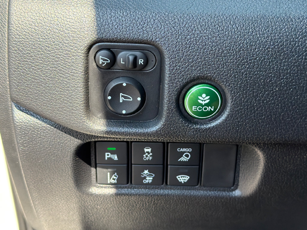 Used 2025 Honda Ridgeline TrailSport image 33