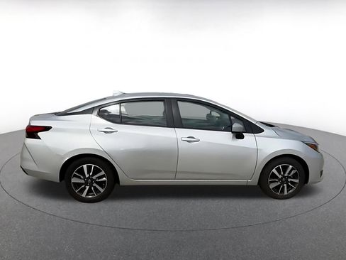 Used 2025 Nissan Versa SV FWD image 16