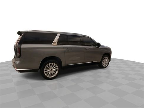 Used 2023 Cadillac Escalade ESV Luxury image 15