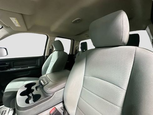 Used 2017 RAM 1500 Express image 20