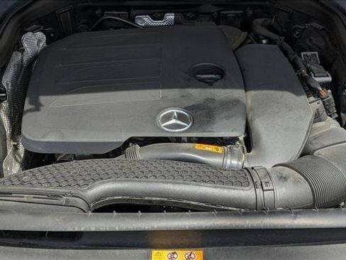 Used 2022 Mercedes-Benz GLC 300 image 22