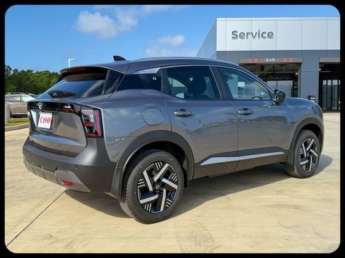 New 2026 Nissan Kicks SV image 10