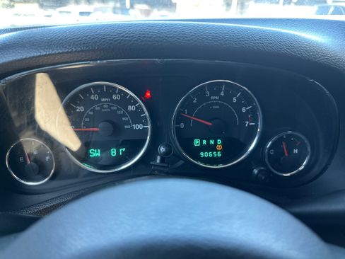 Used 2014 Jeep Wrangler Unlimited Sport w/ Quick Order Package 24S AWD/4WD image 16