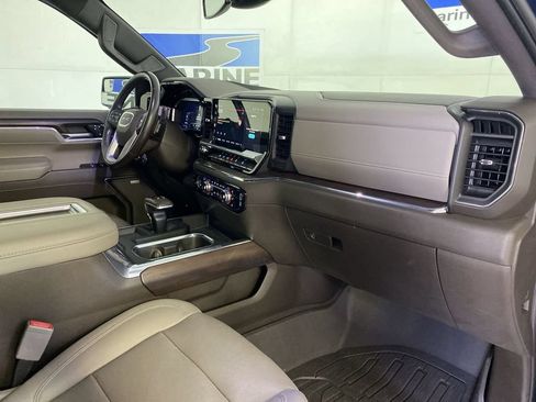 Used 2022 GMC Sierra 1500 SLT w/ SLT Convenience Package AWD/4WD image 35