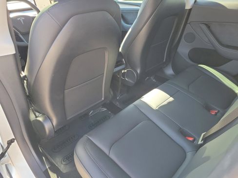 Used 2024 Tesla Model Y Long Range image 8