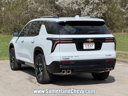 New 2026 Chevrolet Traverse High Country image 5