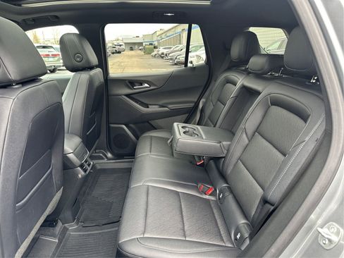 New 2026 Chevrolet Equinox LT w/ Convenience Package II AWD/4WD image 10