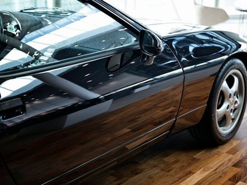 Used 1994 Porsche 928 GTS RWD image 7